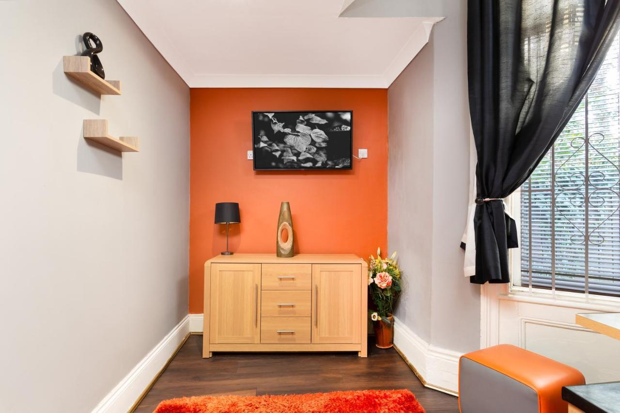 Town Centre Free Parking And Wi-fi * Stockton-on-Tees