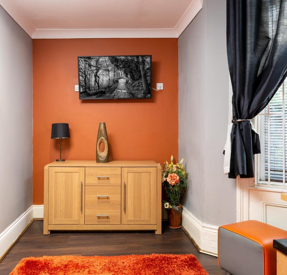 Town Centre Free Parking And Wi-fi Apartment Stockton-on-Tees