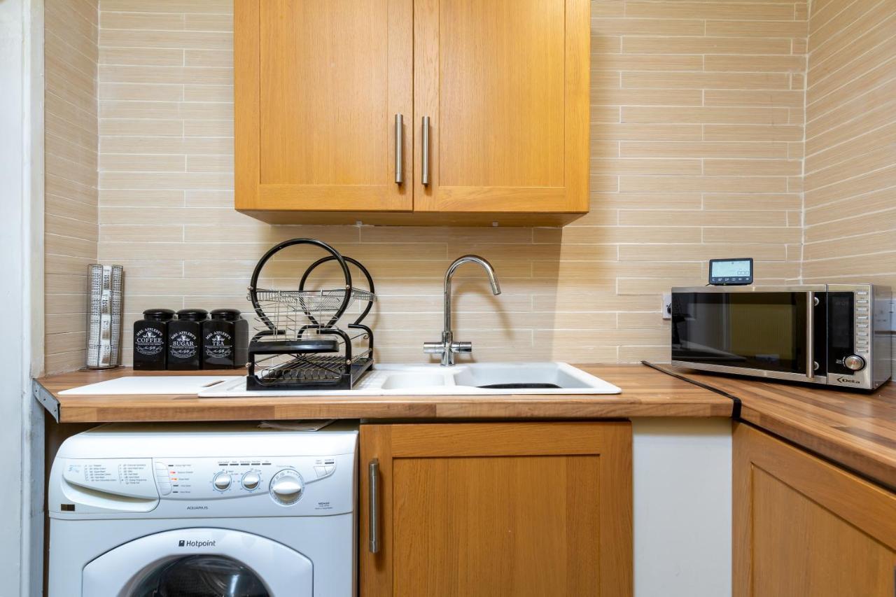 Town Centre Free Parking And Wi-fi * Stockton-on-Tees