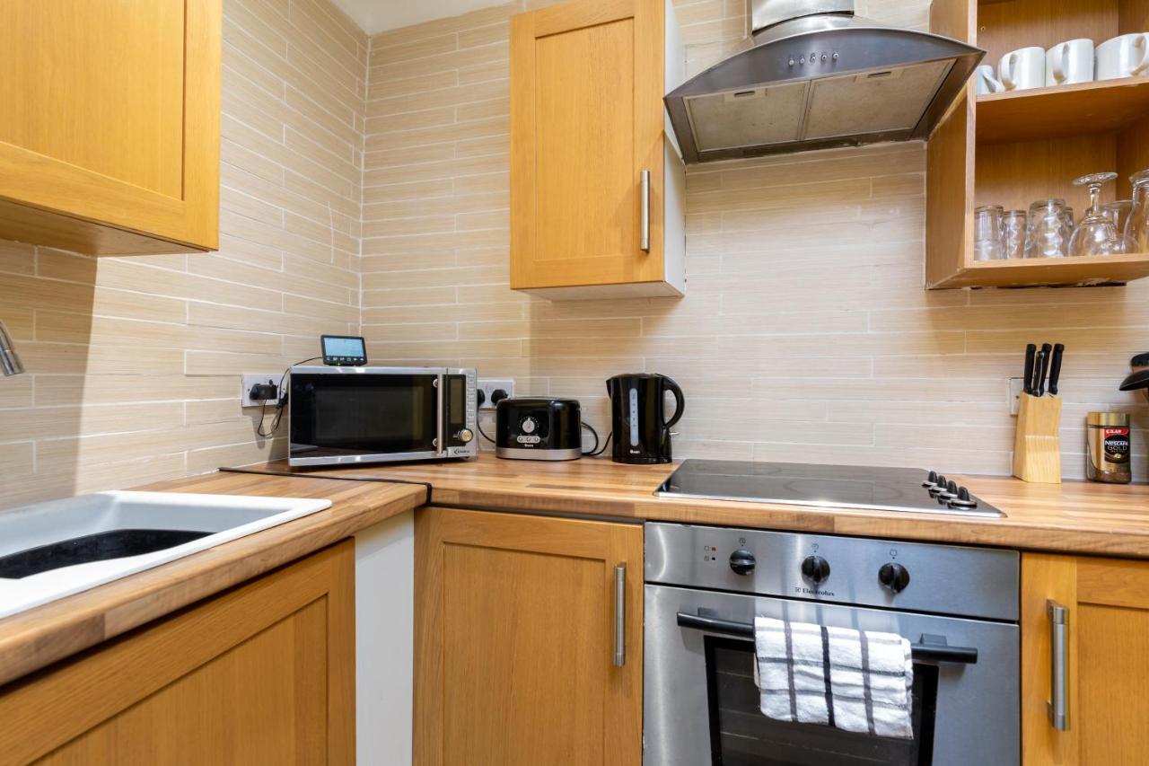 Town Centre Free Parking And Wi-fi * Stockton-on-Tees