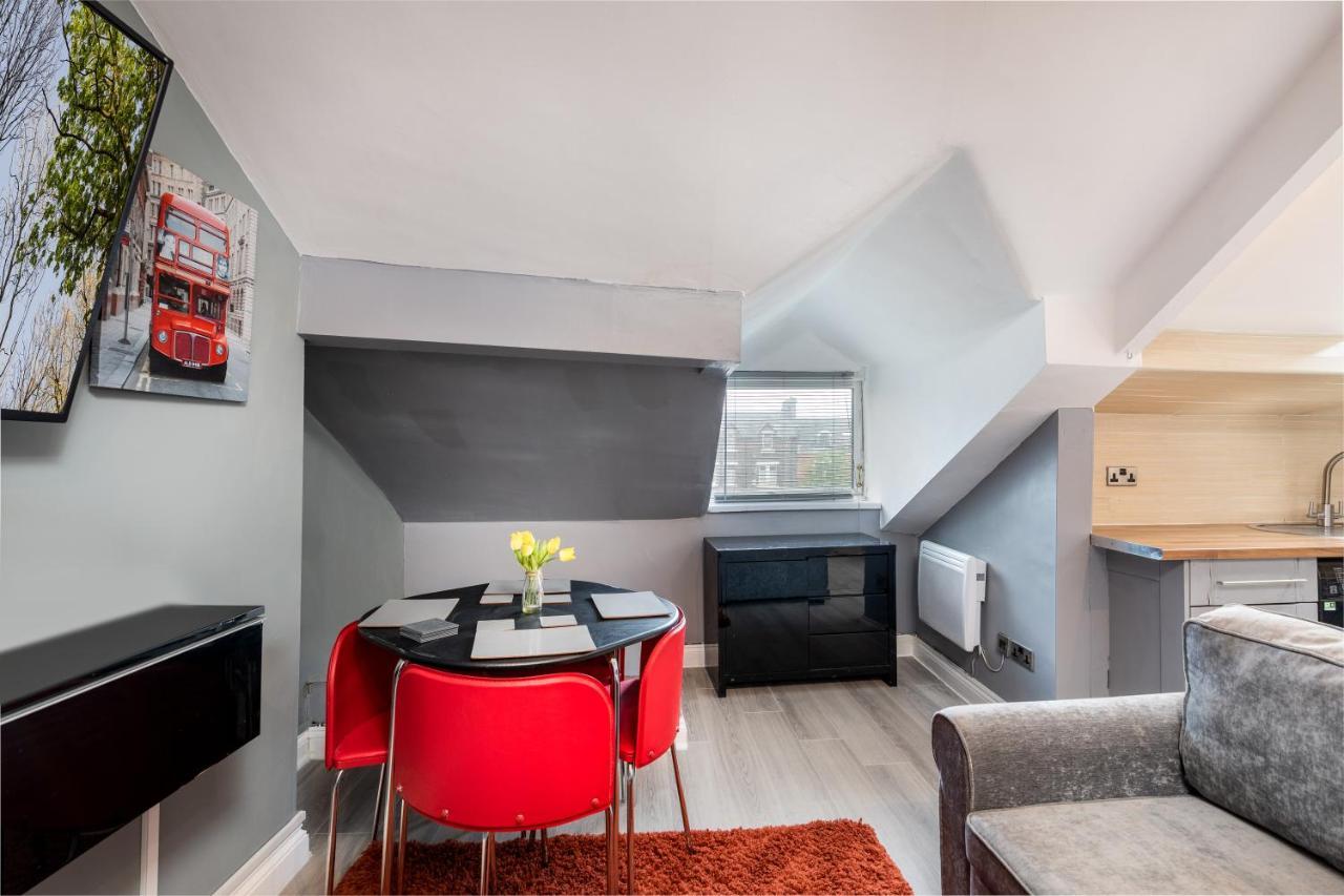 Town Centre Free Parking And Wi-fi * Stockton-on-Tees
