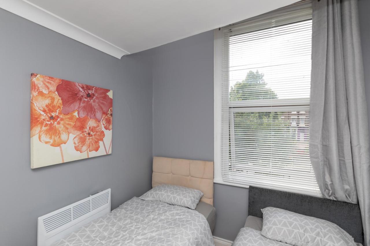 Town Centre Free Parking And Wi-fi Apartment Stockton-on-Tees